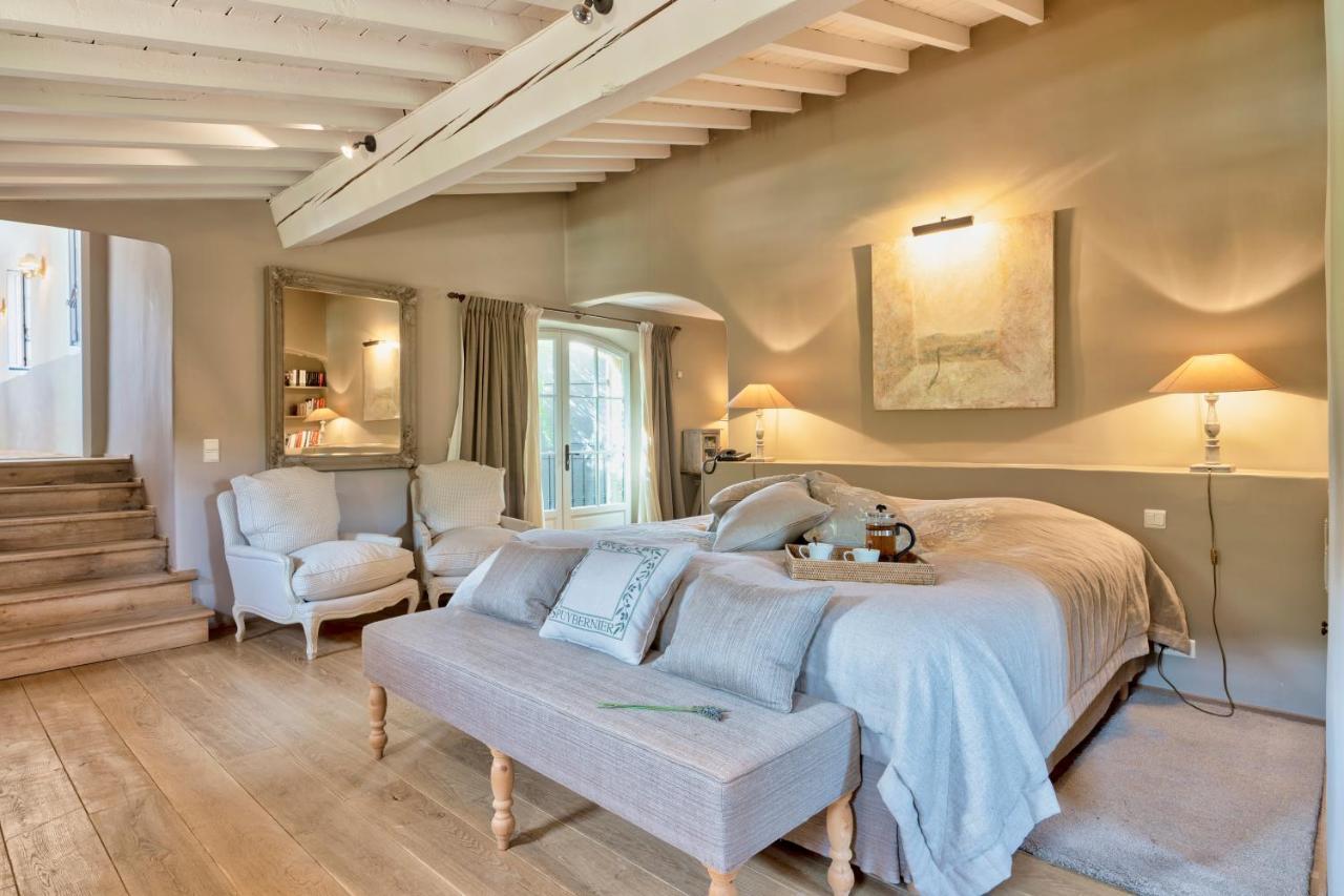 Вилла Domaine De Puybernier Jouques Экстерьер фото