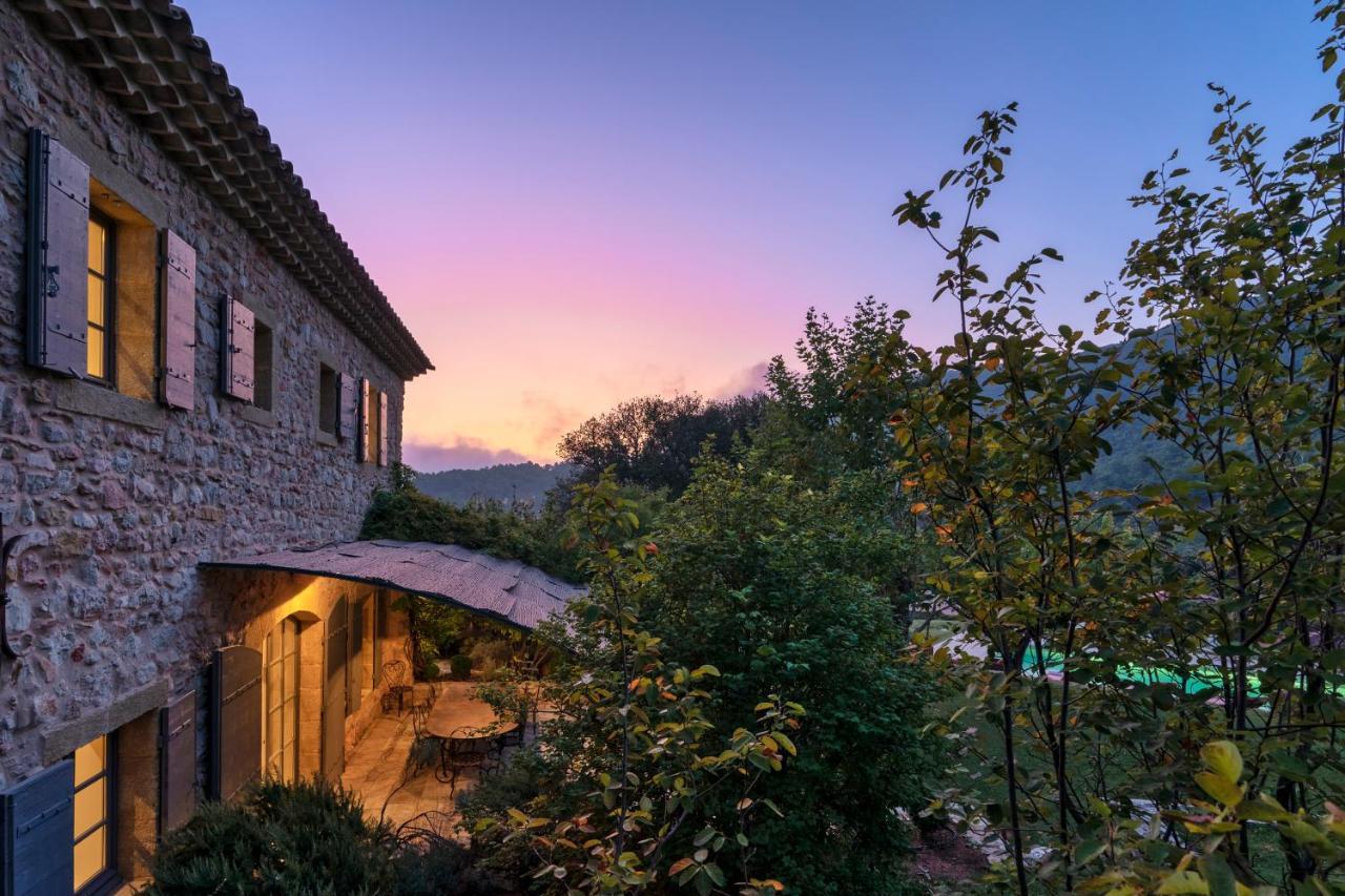 Вилла Domaine De Puybernier Jouques Экстерьер фото