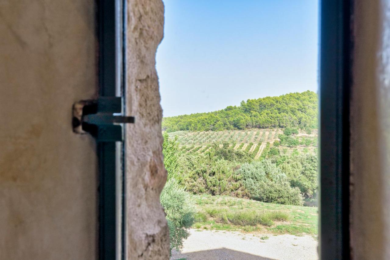 Вилла Domaine De Puybernier Jouques Экстерьер фото