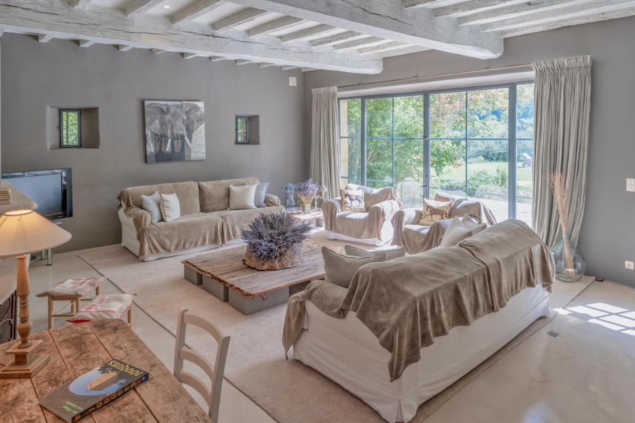 Вилла Domaine De Puybernier Jouques Экстерьер фото